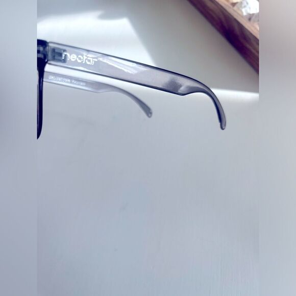 NECTAR Stylish Gray Sunglasses; POLARIZED; Chucktown edition - Picture 4 of 8